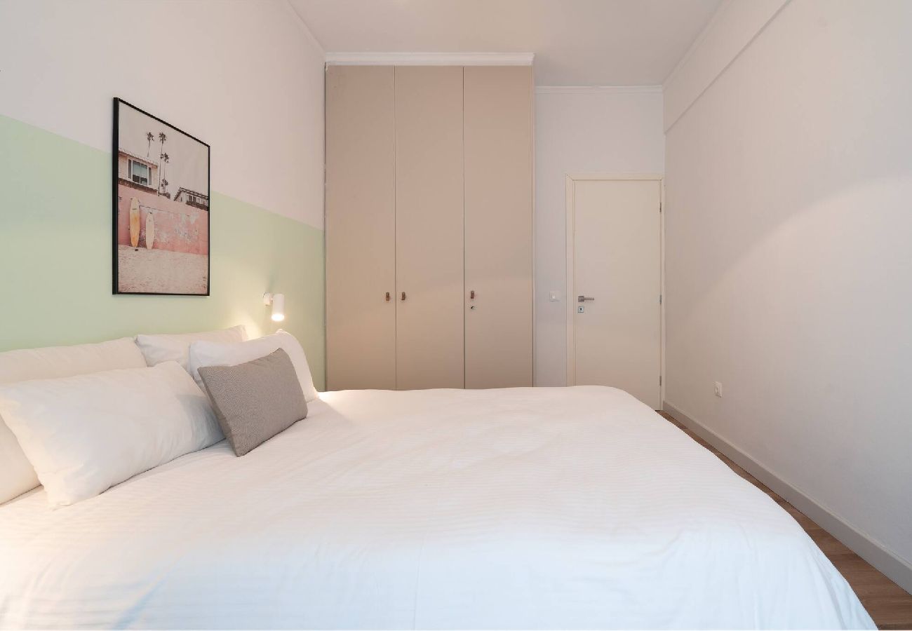 Apartment in Athens - ☆Kalimarmaro 3BD Apt For Max Fun & Comfortability☆