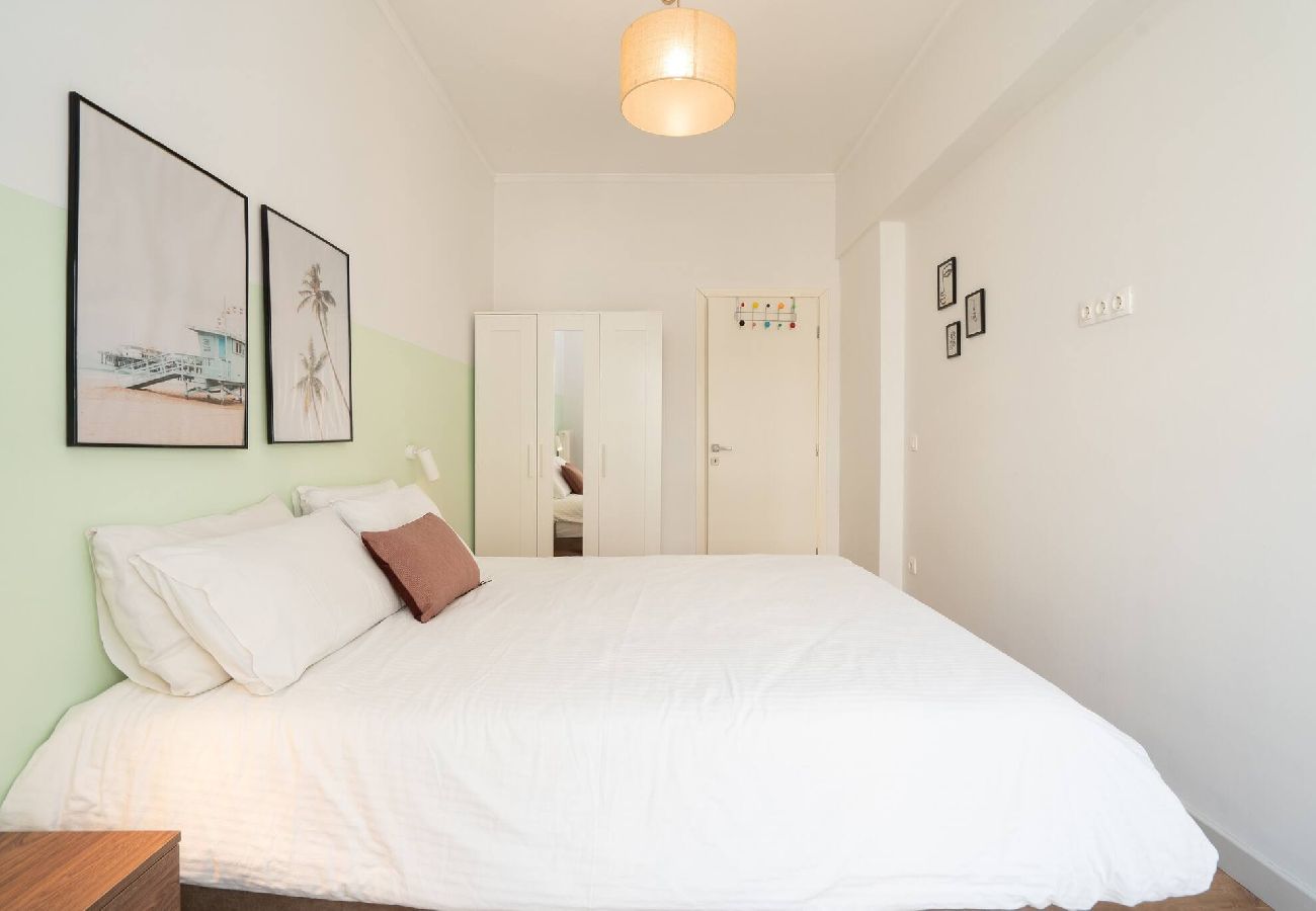Apartment in Athens - ☆Kalimarmaro 3BD Apt For Max Fun & Comfortability☆