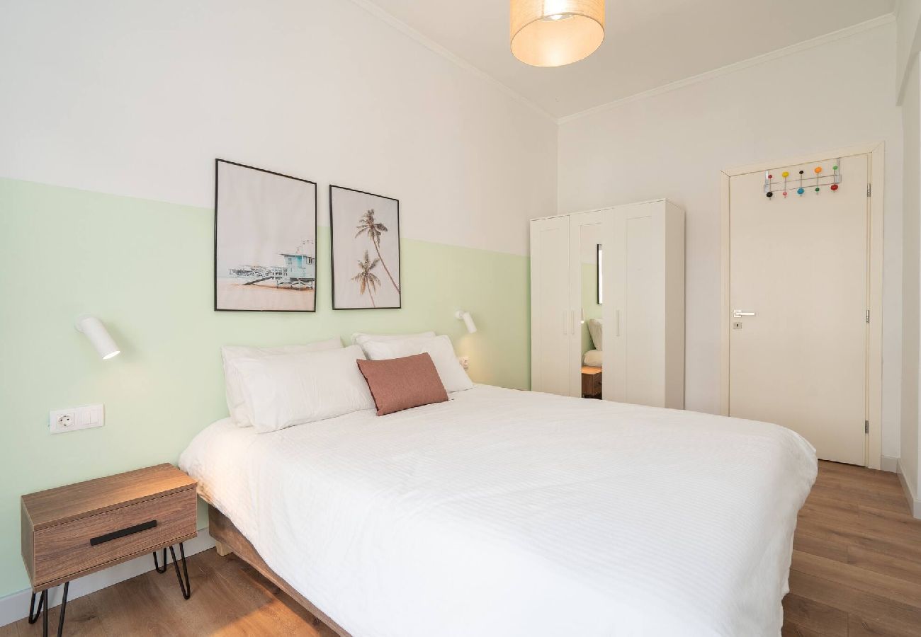 Apartment in Athens - ☆Kalimarmaro 3BD Apt For Max Fun & Comfortability☆
