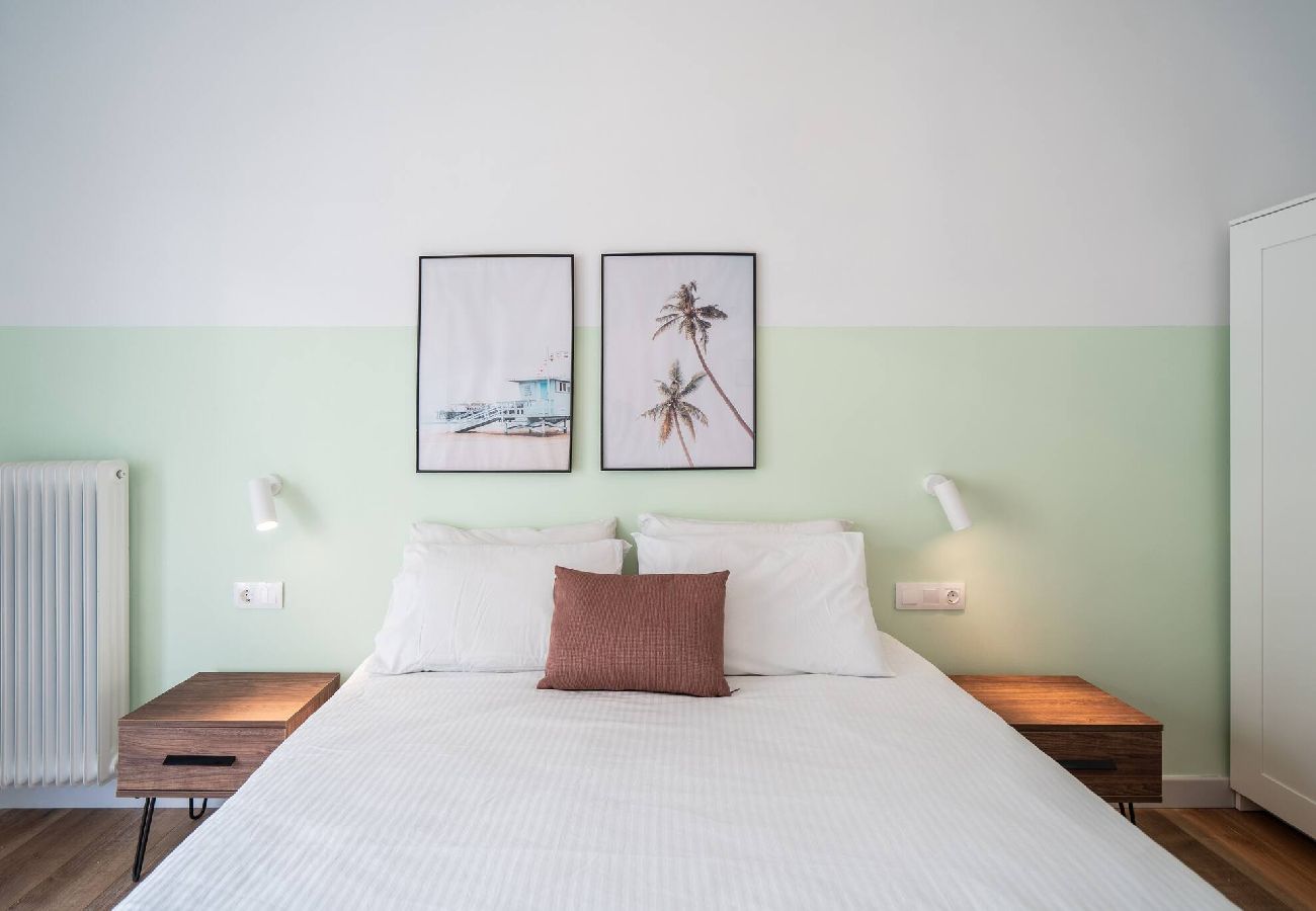 Apartment in Athens - ☆Kalimarmaro 3BD Apt For Max Fun & Comfortability☆