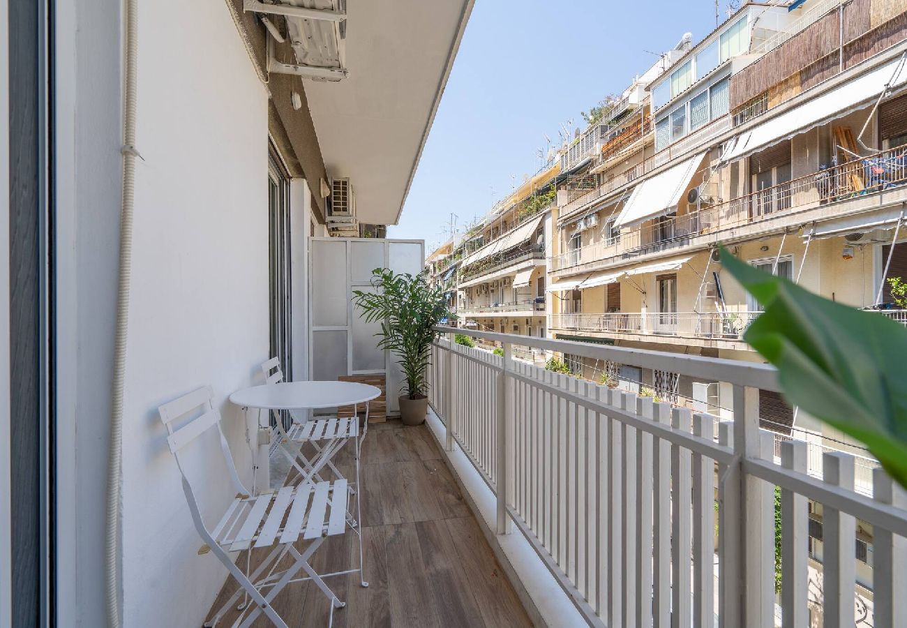 Apartment in Athens - ☆Kalimarmaro 3BD Apt For Max Fun & Comfortability☆