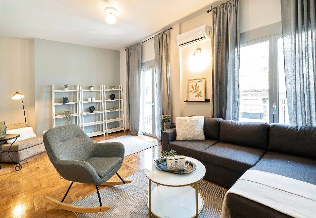 Apartment in Athens - Veikou 41