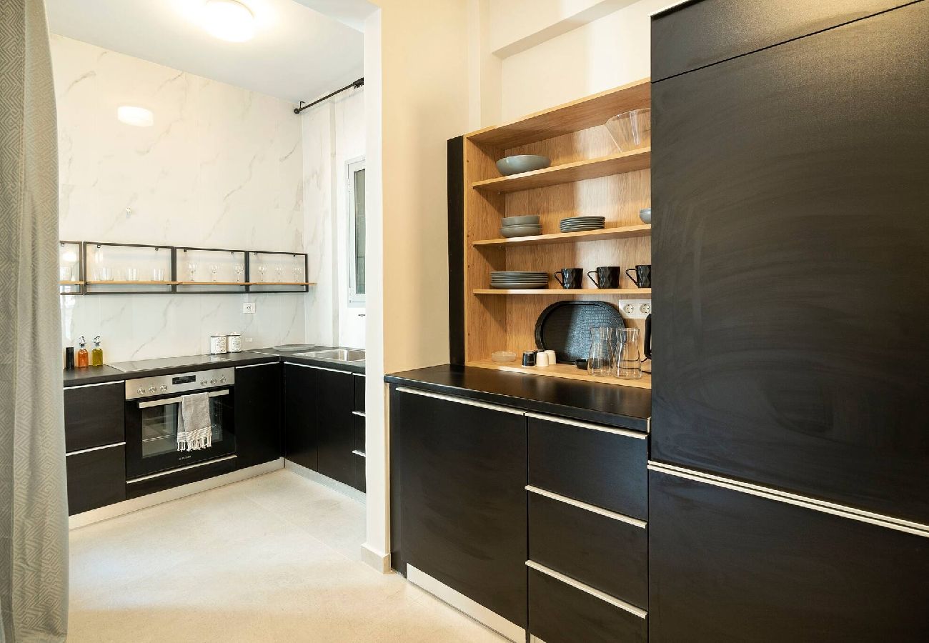 Apartment in Athens - Chic Retreat 2BD + 2 Bathrooms 
