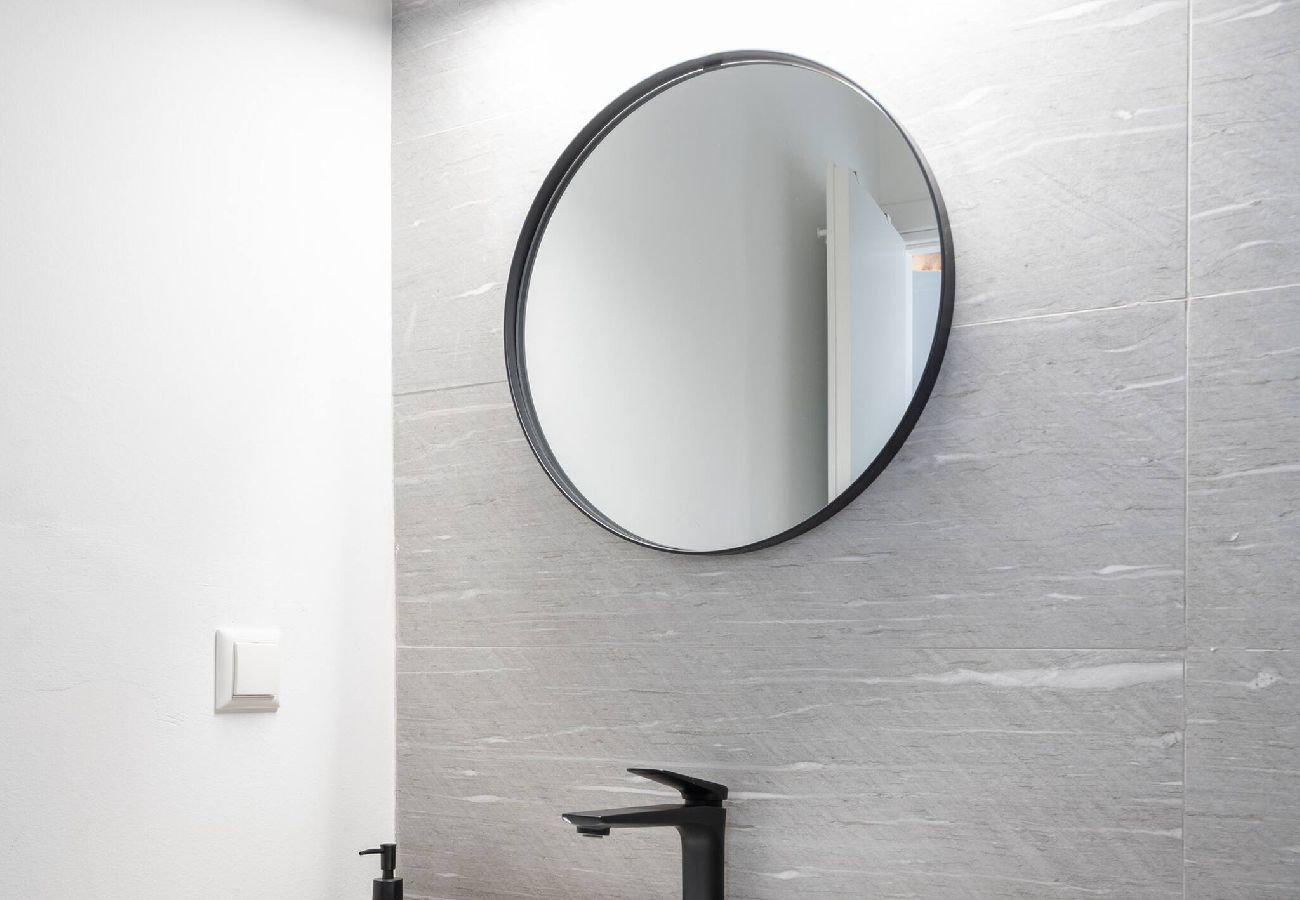 Apartment in Athens - 1BR Minimal Apt | Near Metro & Syntagma
