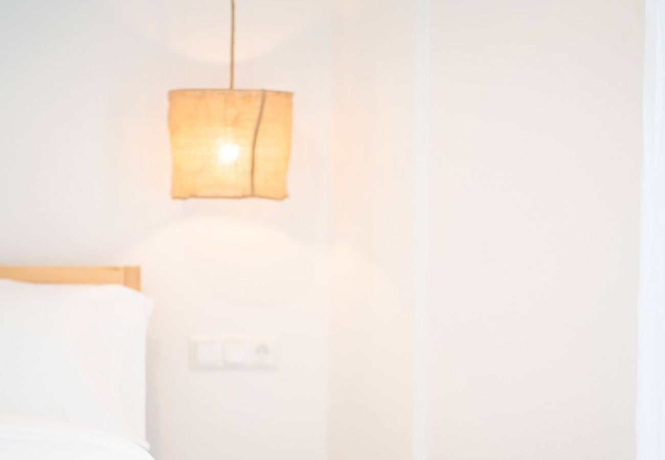 Apartment in Athens - 1BR Minimal Apt | Near Metro & Syntagma
