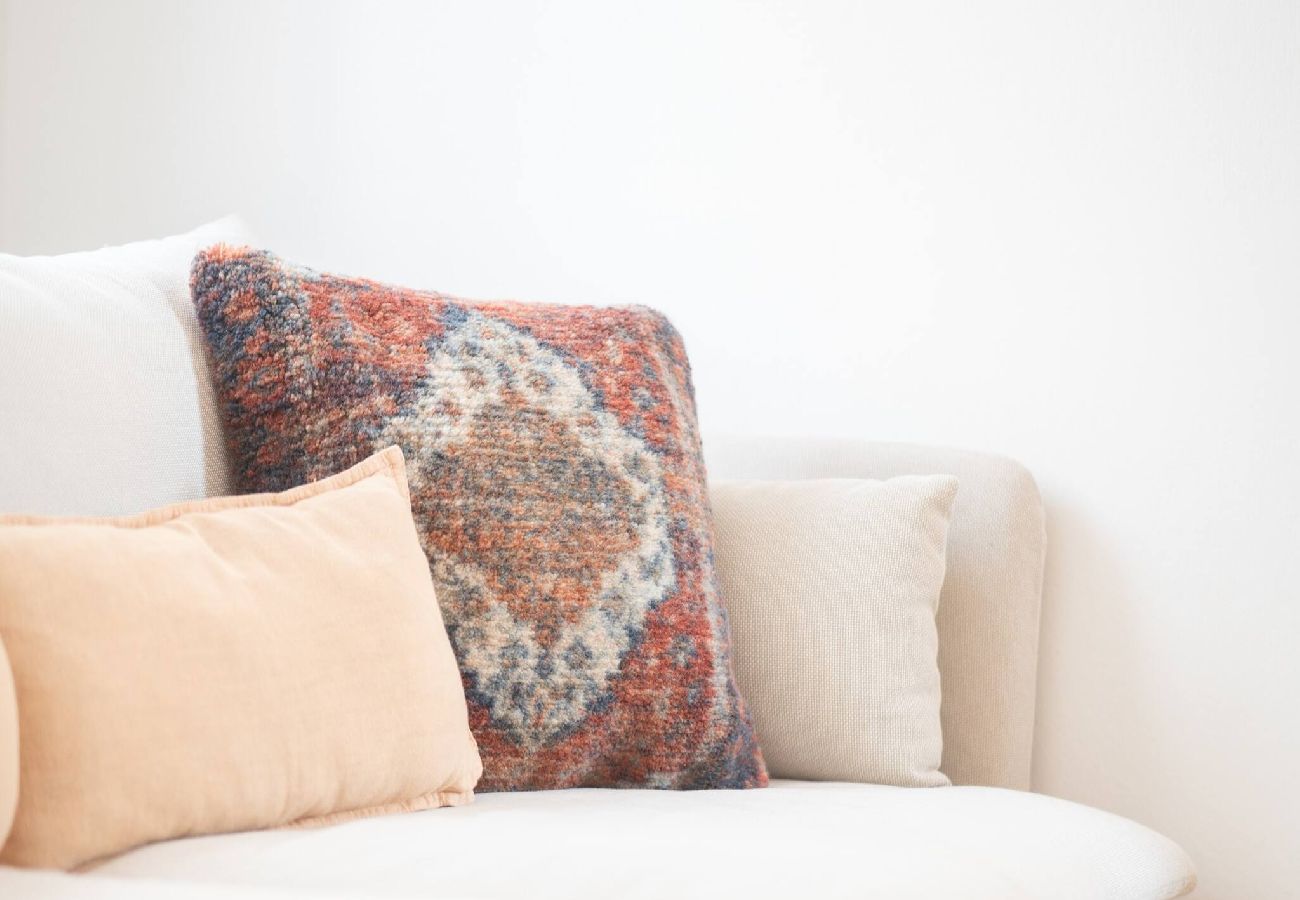 Apartment in Athens - 1BR Minimal Apt | Near Metro & Syntagma