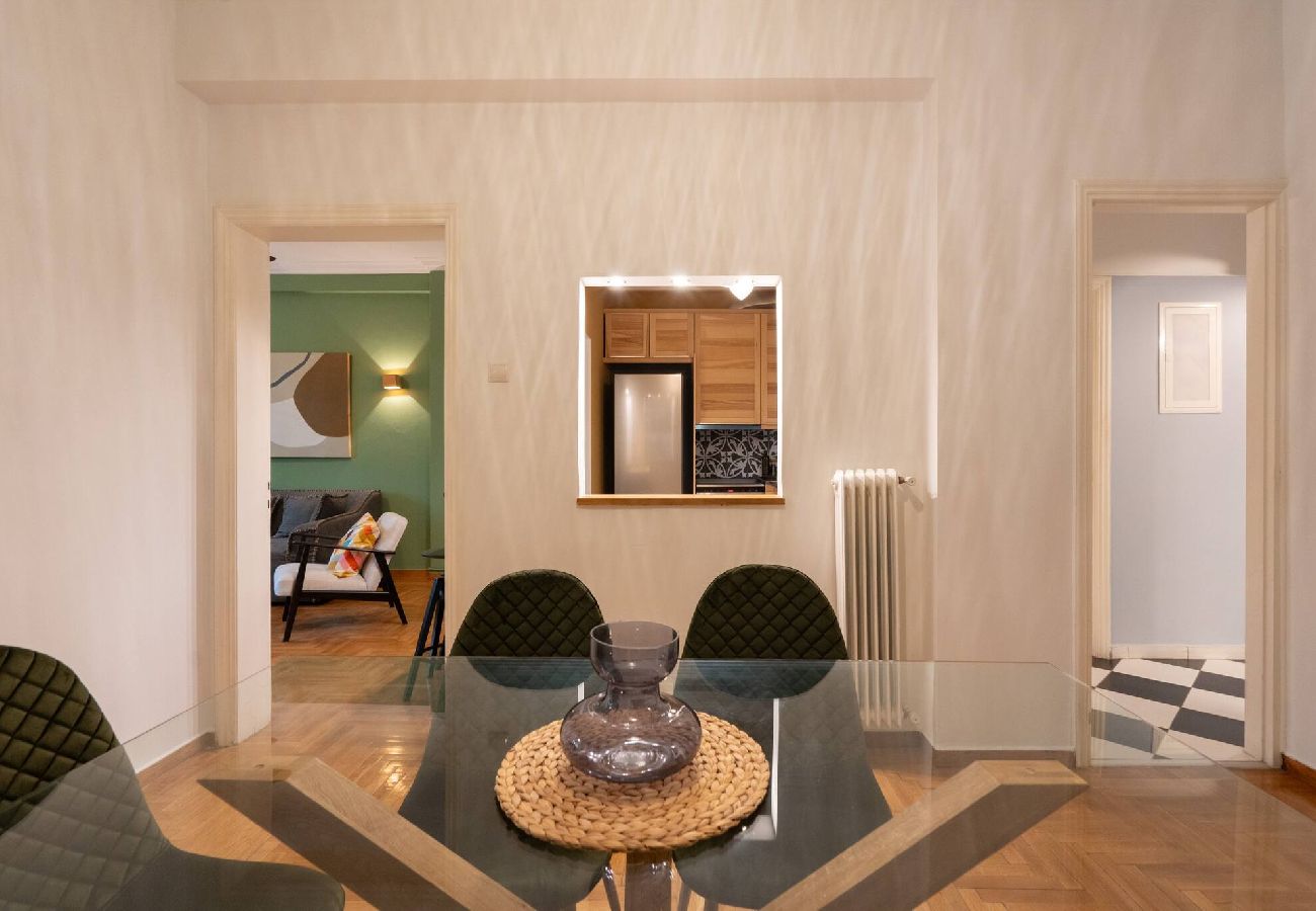Apartment in Athens - Vibrant Athens Pad-2 Bedrooms 