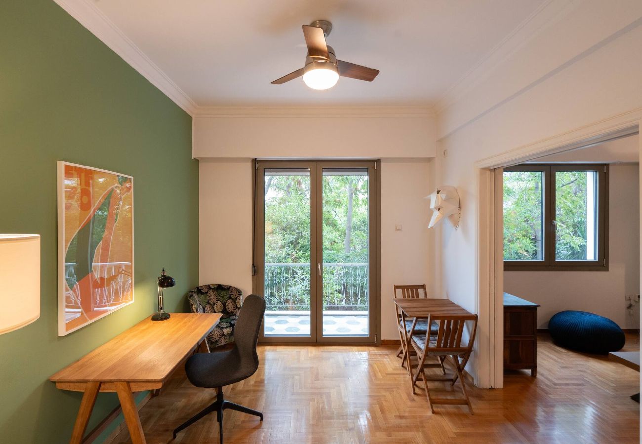 Apartment in Athens - Vibrant Athens Pad-2 Bedrooms 
