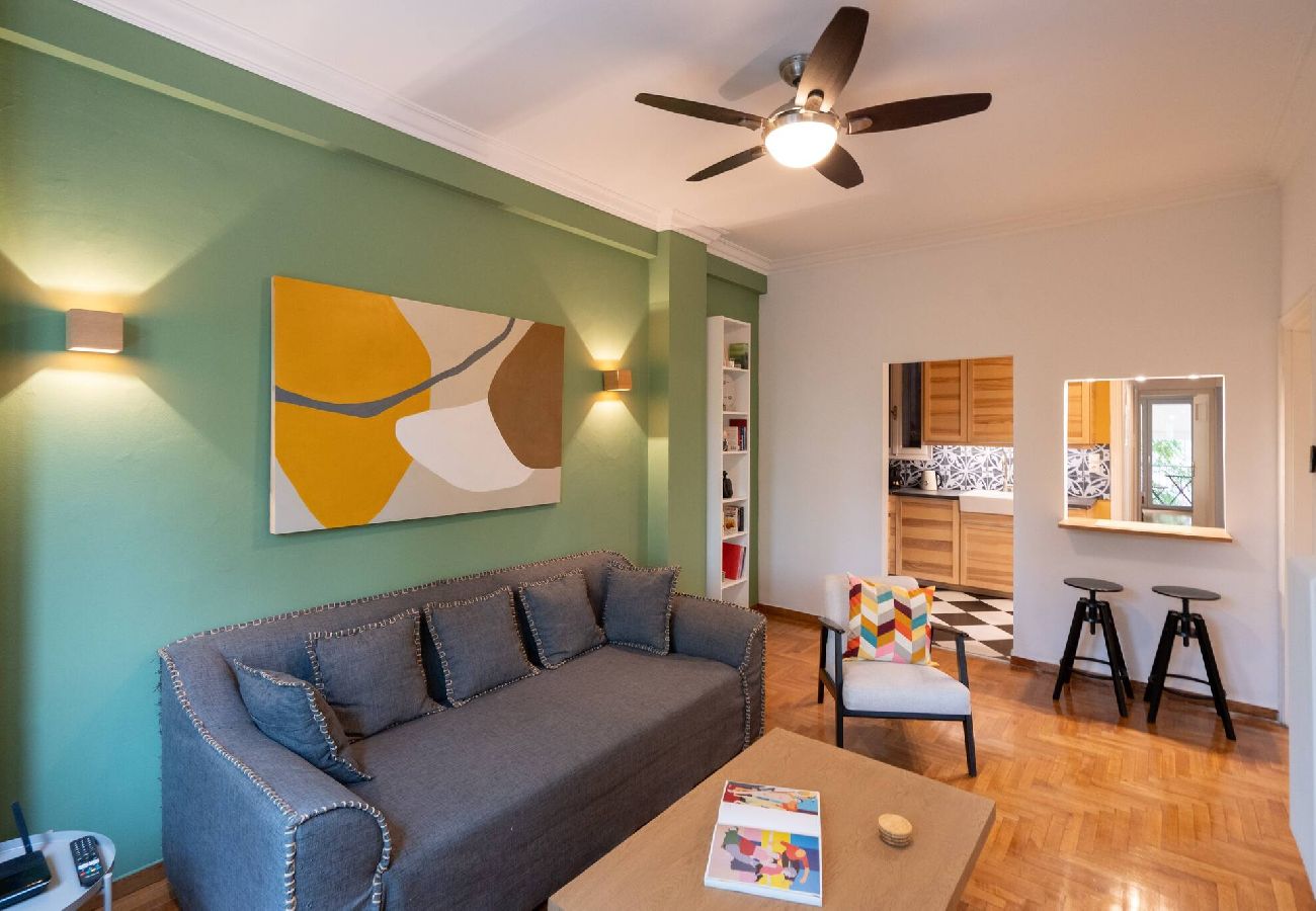 Apartment in Athens - Vibrant Athens Pad-2 Bedrooms 