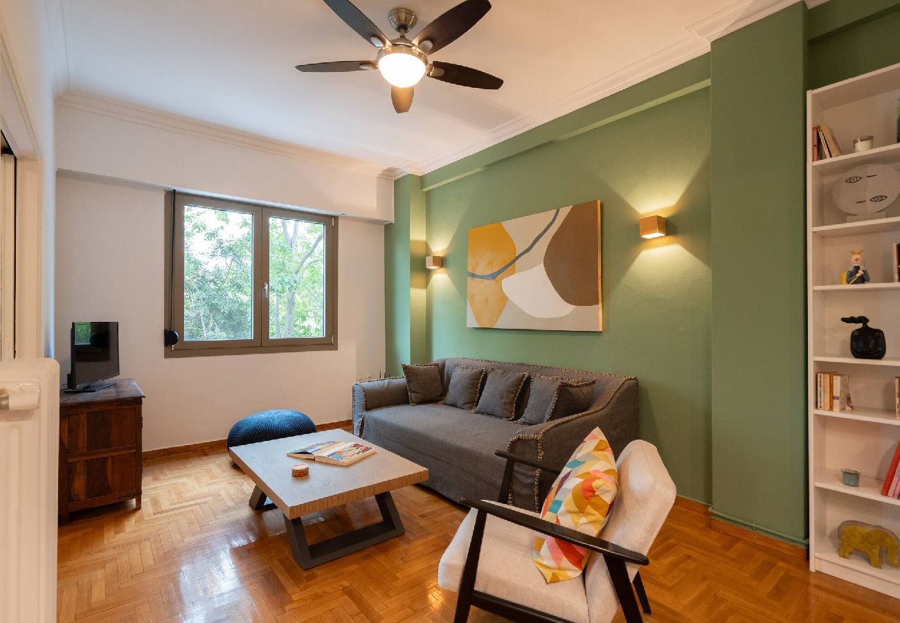 Apartment in Athens - Vibrant Athens Pad-2 Bedrooms 