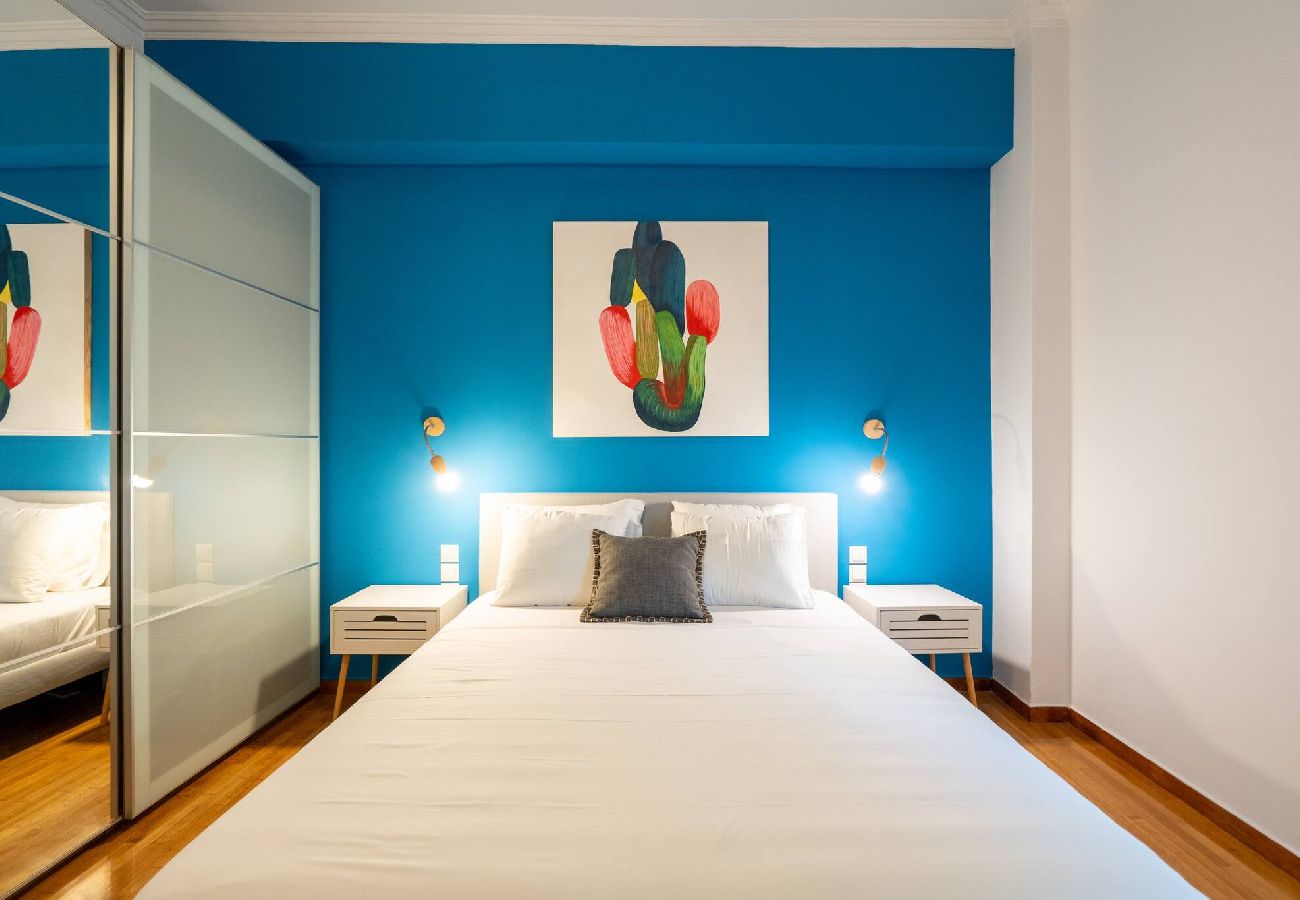 Apartment in Athens - Vibrant Athens Pad-2 Bedrooms 
