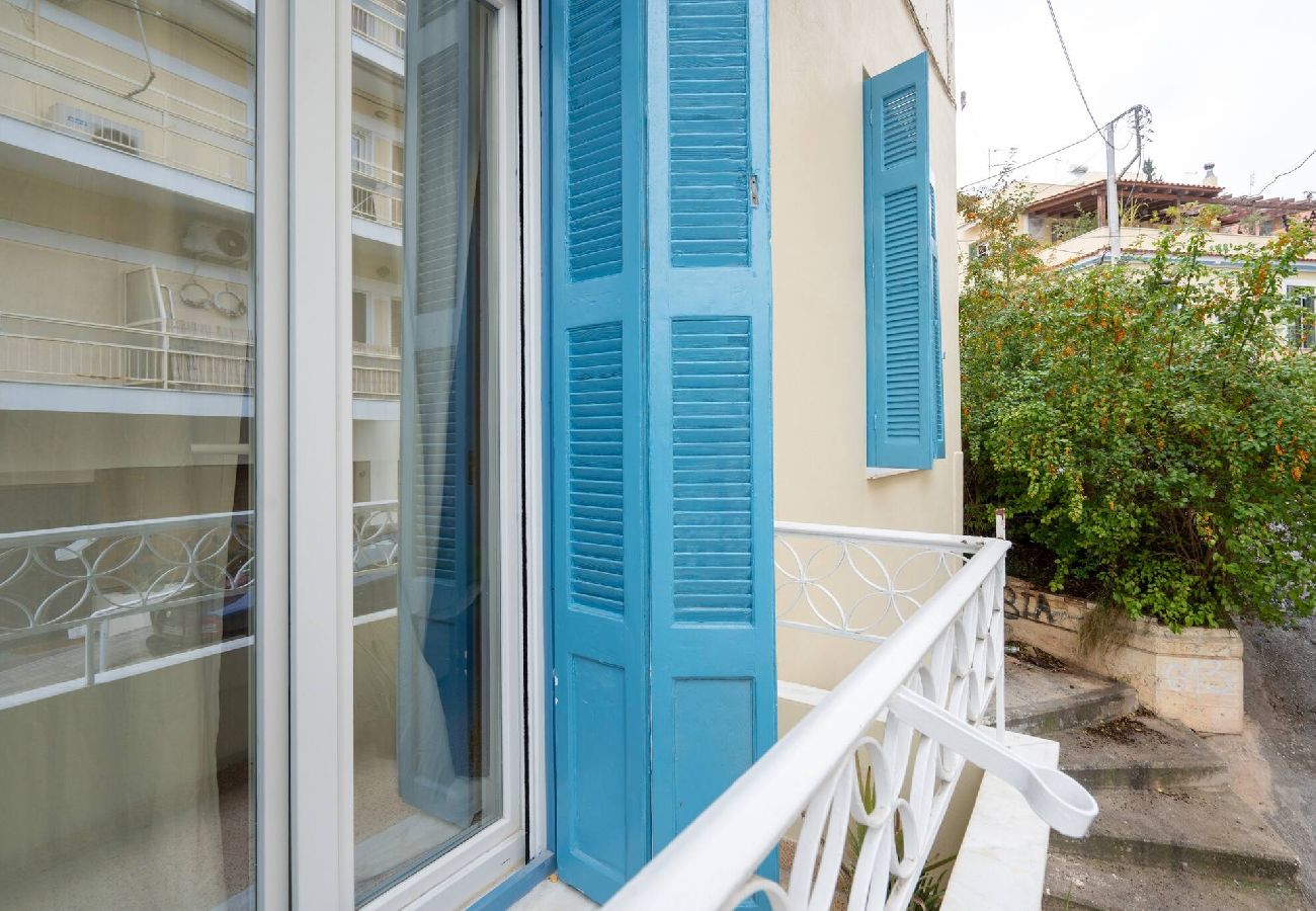 Apartment in Athens - 2BR Apt 20 Mins From Acropolis w/ Washer & Dryer