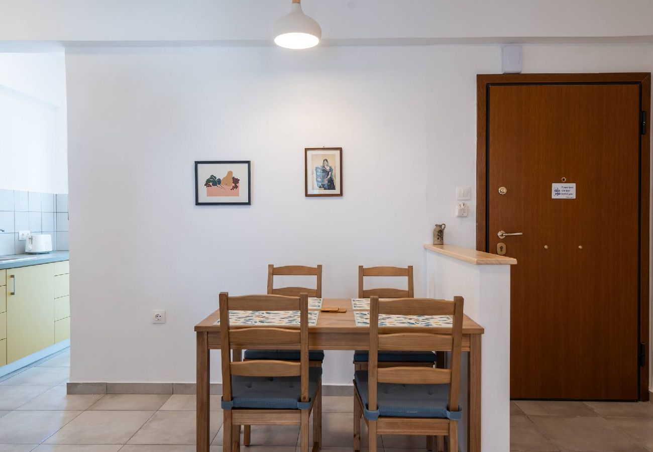 Apartment in Athens - Bright 2BR Apartment By Metro Near Acropolis