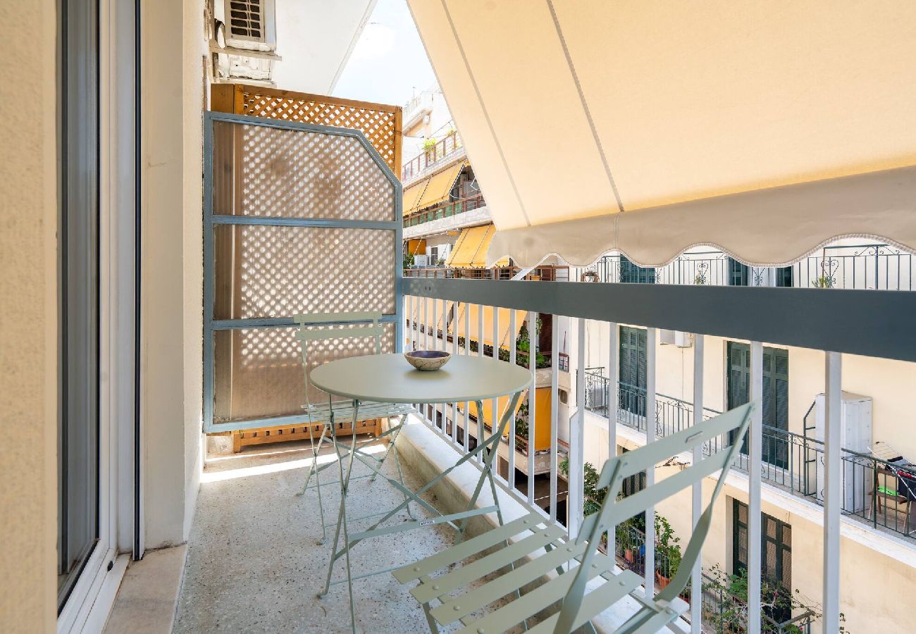 Apartment in Athens - Bright 2BR Apartment By Metro Near Acropolis