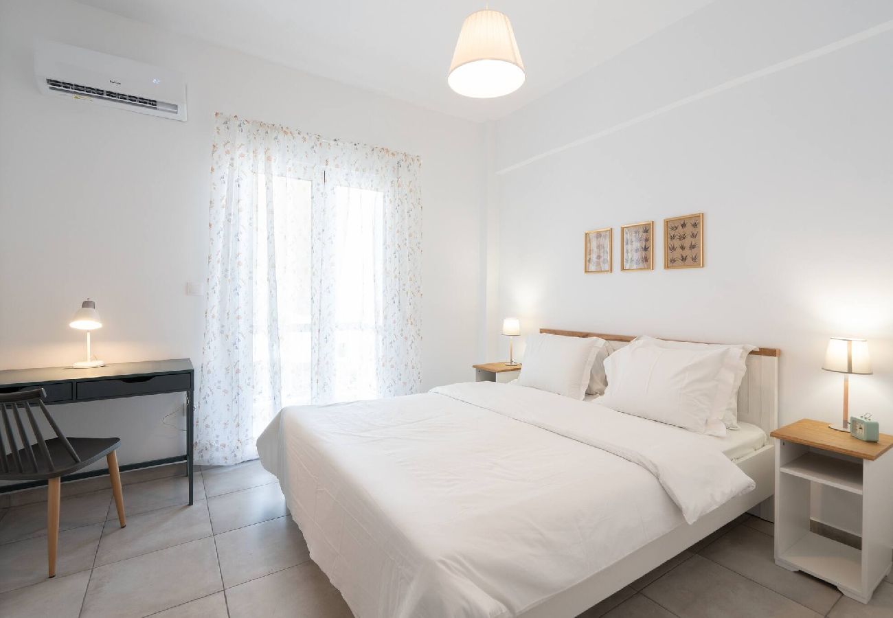 Apartment in Athens - Bright 2BR Apartment By Metro Near Acropolis