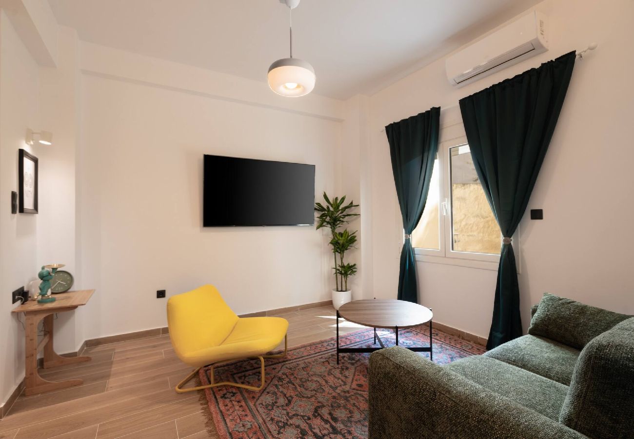 Apartment in Athens - 1BR Stylish Apt 20 Minutes from Acropolis
