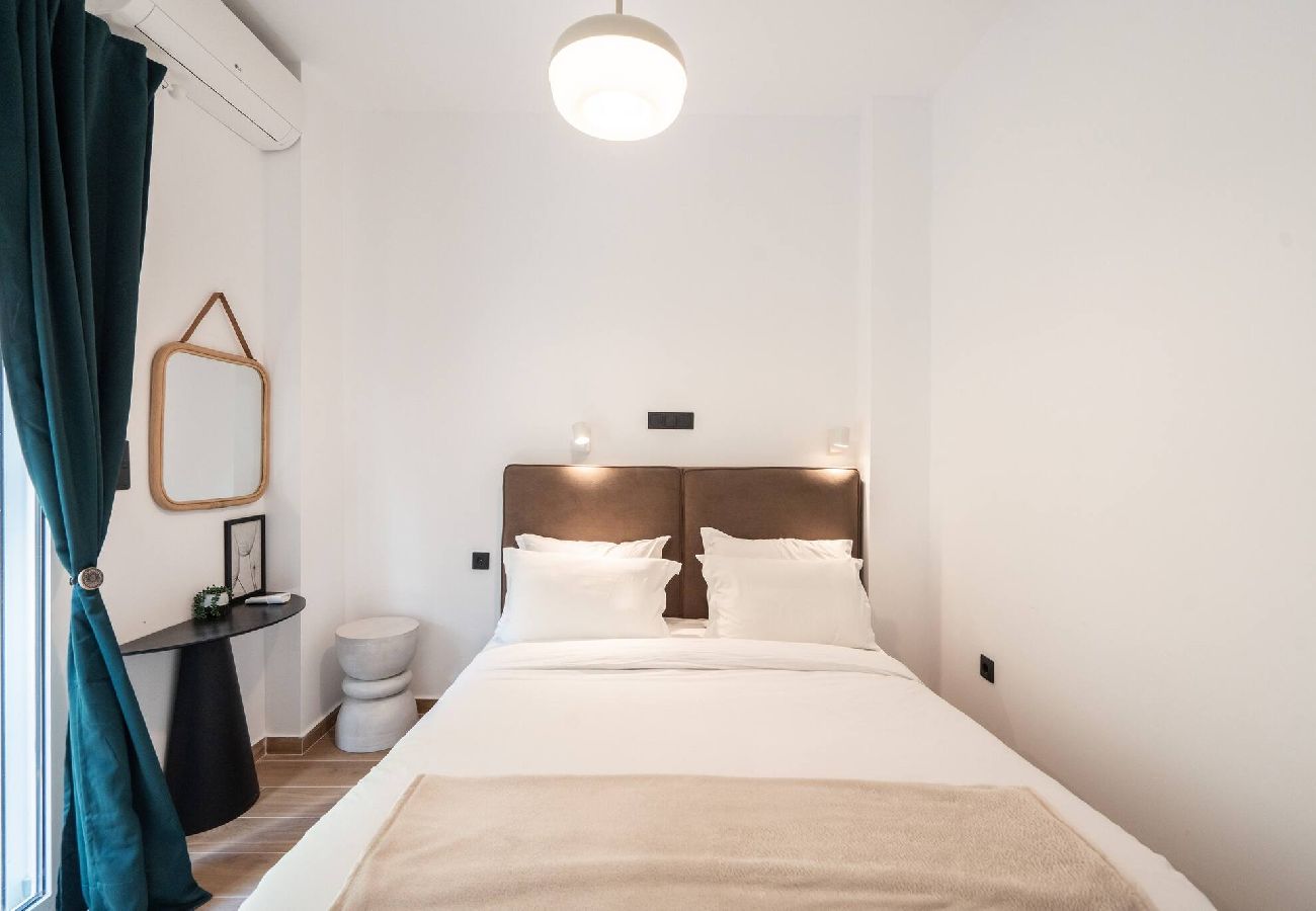 Apartment in Athens - 1BR Stylish Apt 20 Minutes from Acropolis