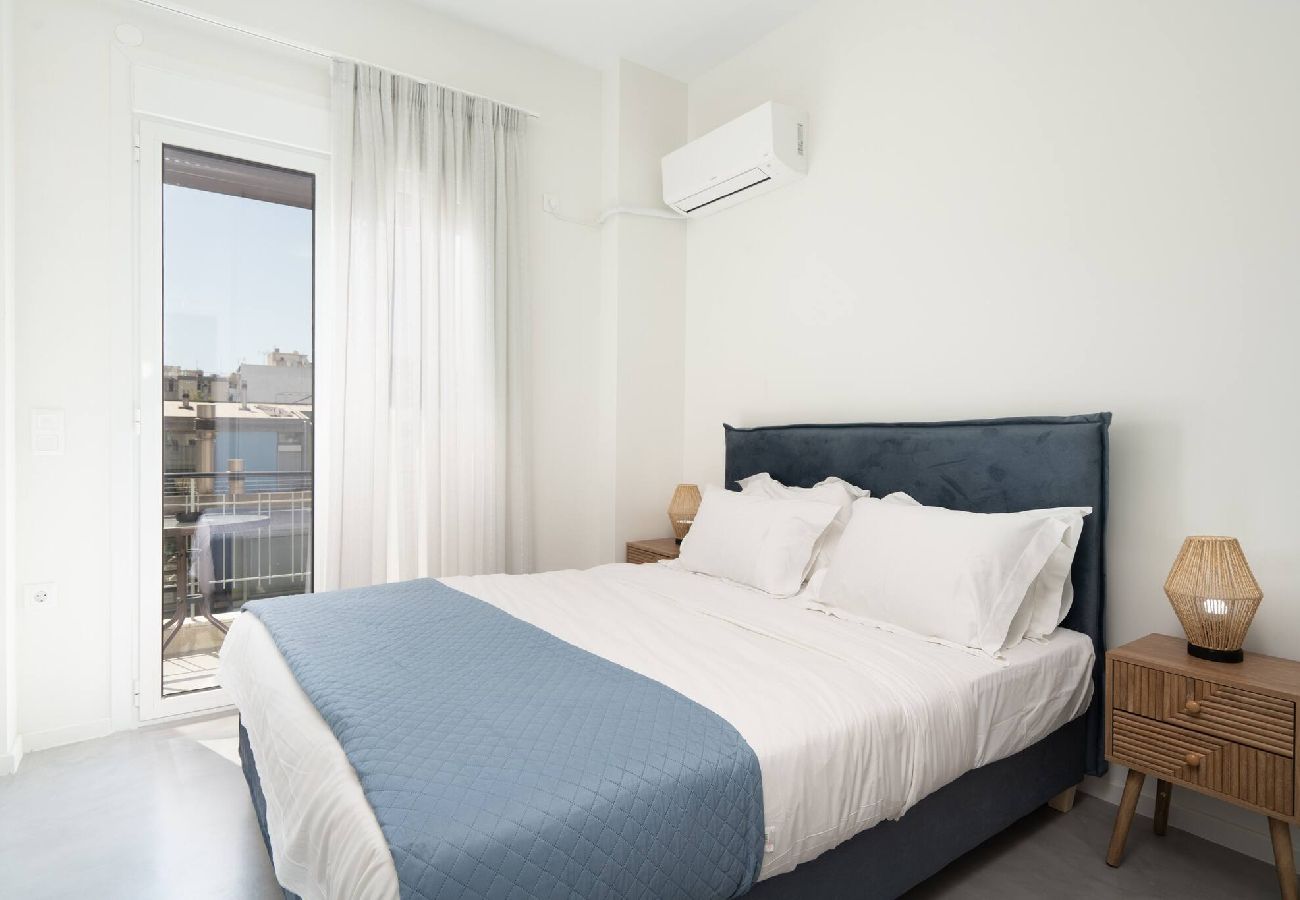 Apartment in Athens - 1BR Spacious Apt | Near Metro | Beautiful View