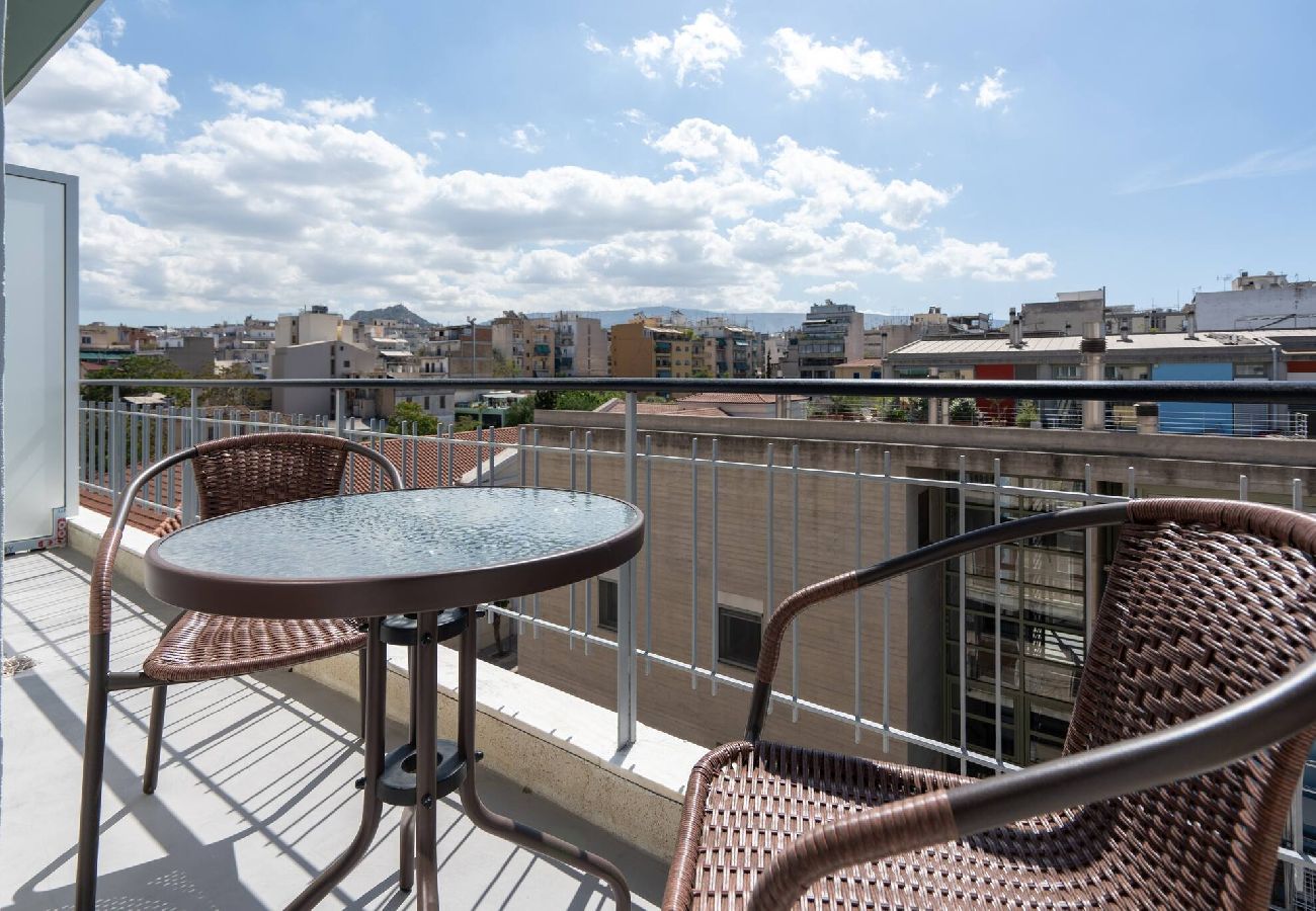 Apartment in Athens - 1BR Spacious Apt | Near Metro | Beautiful View
