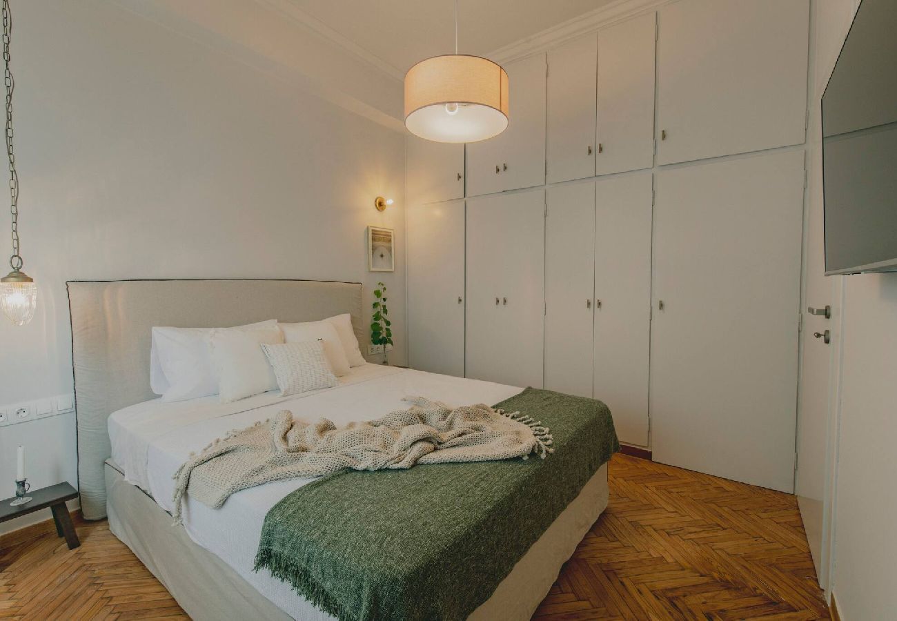 Apartment in Athens - Stylish cozy artistic Athens apartment 