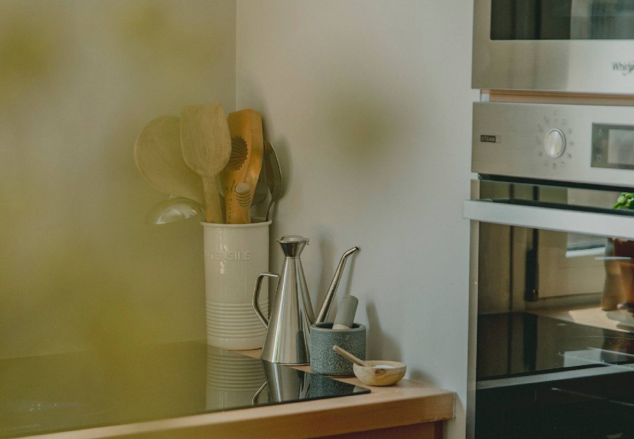 Apartment in Athens - Stylish cozy artistic Athens apartment 
