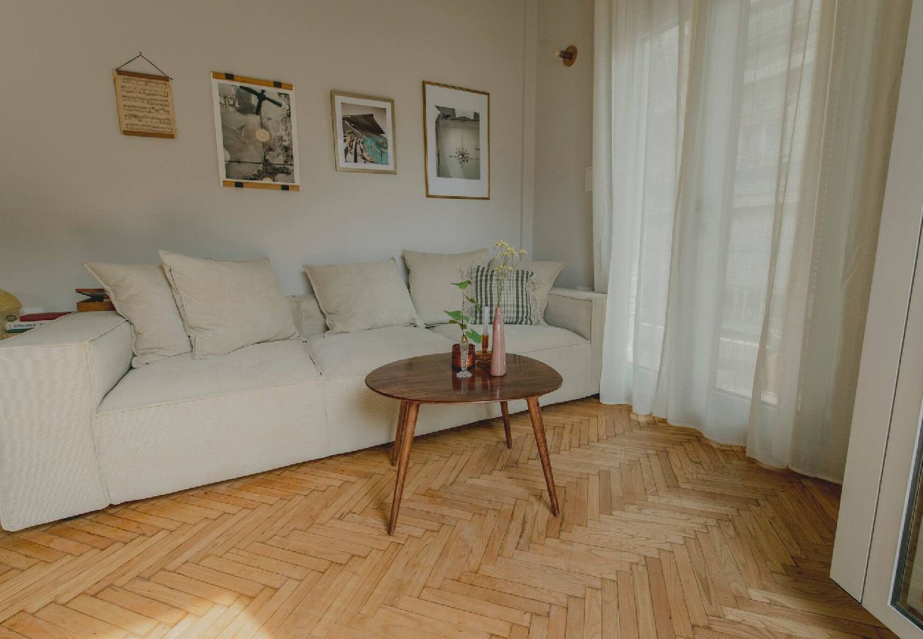 Apartment in Athens - Stylish cozy artistic Athens apartment 