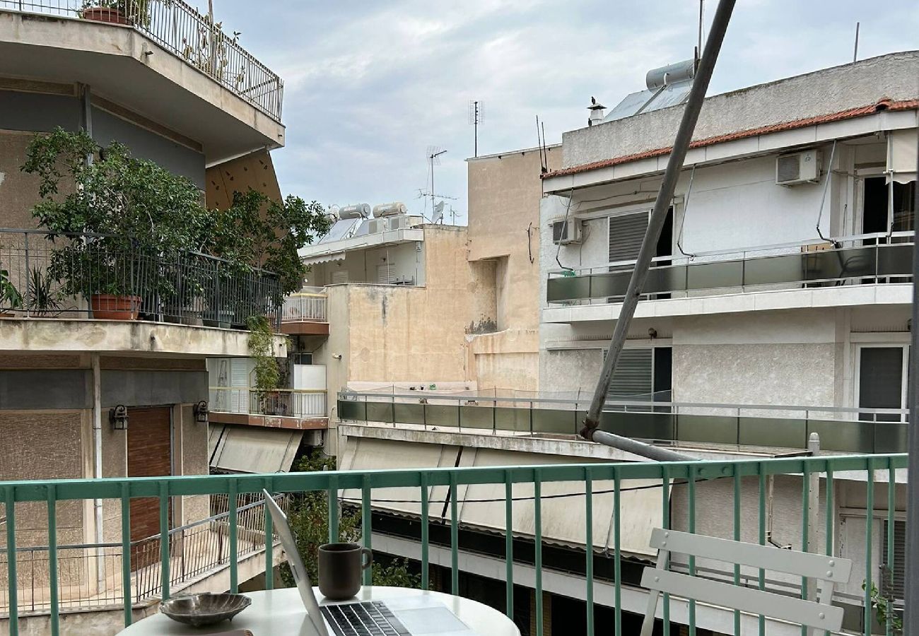 Apartment in Athens - Stylish cozy artistic Athens apartment 