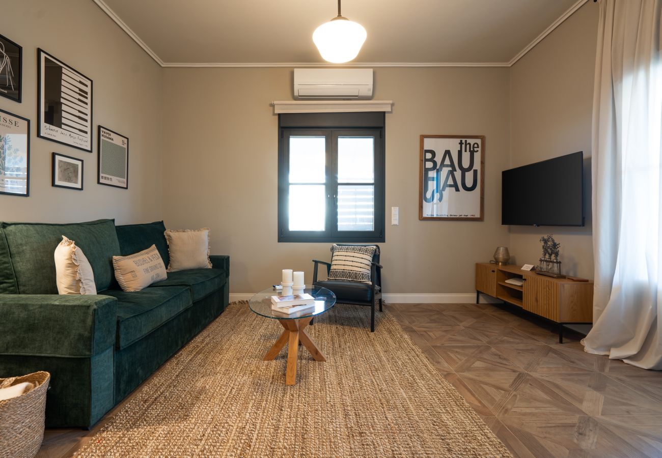 Apartment in Athens - Luxury Petralona Penthouse | Sleeps 7 | Near Metro