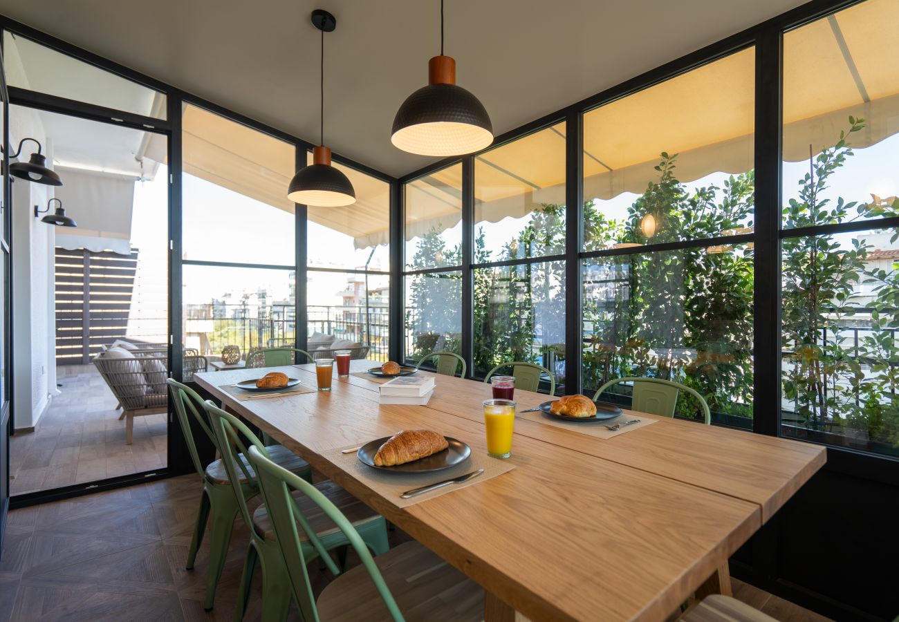 Apartment in Athens - Luxury Petralona Penthouse | Sleeps 7 | Near Metro