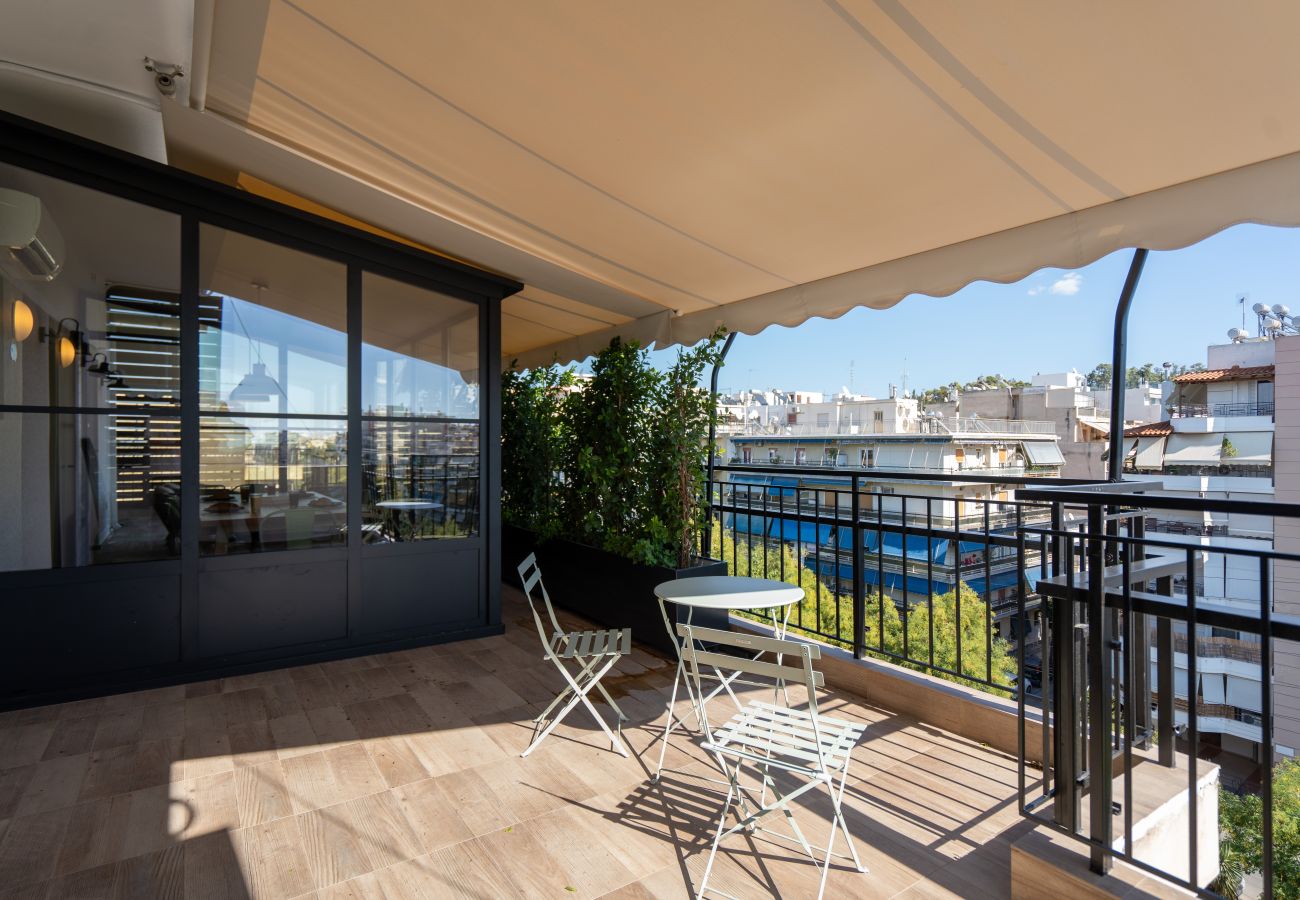 Apartment in Athens - Luxury Petralona Penthouse | Sleeps 7 | Near Metro