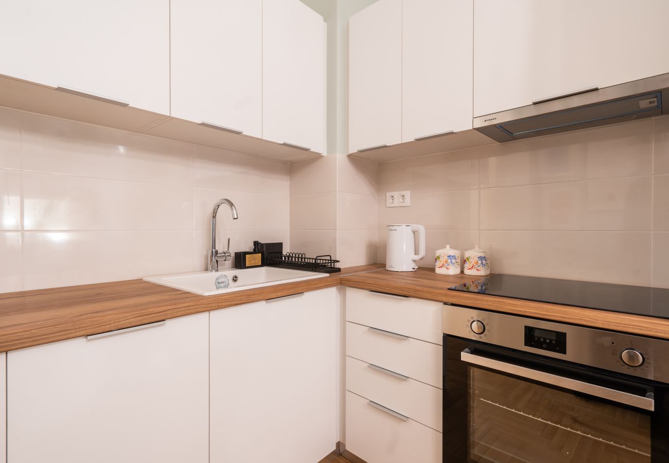 Apartment in Athens - 2BR Retro-Modern Apt | 15' To Acropolis