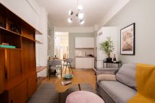 Apartment in Athens - Mpeles 18