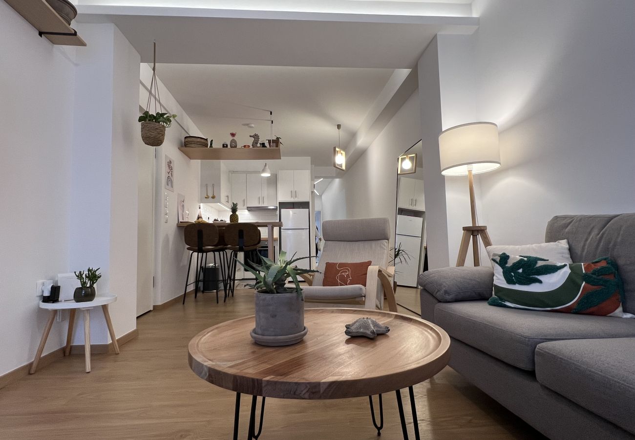 Apartment in Athens - Comfy · Spacious 2BR In Petralona · Metro Station