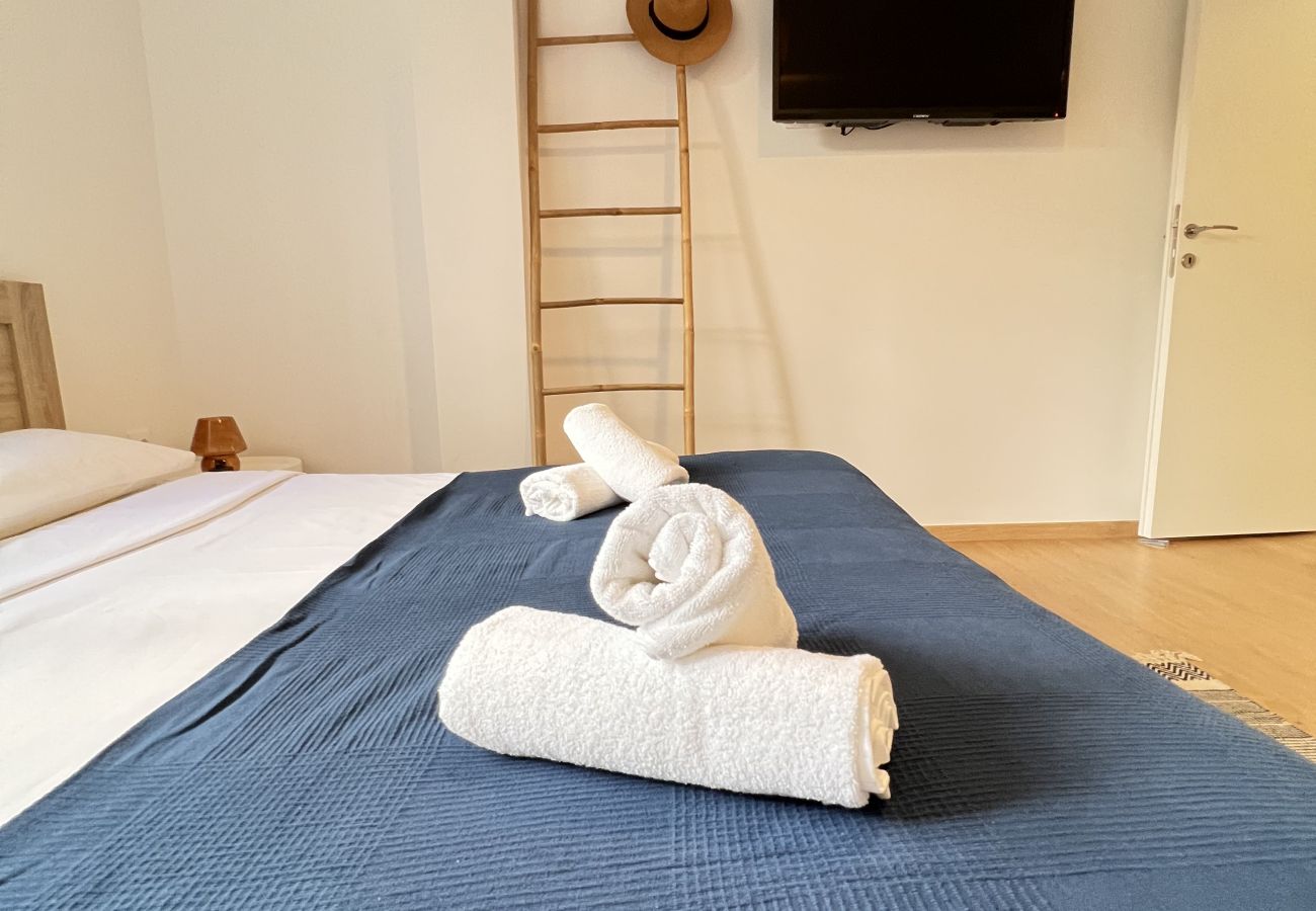 Apartment in Athens - Comfy · Spacious 2BR In Petralona · Metro Station