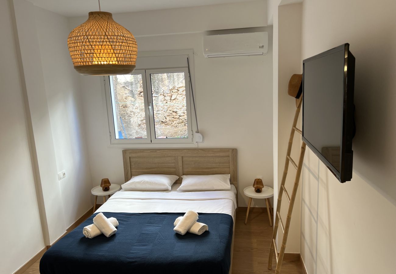 Apartment in Athens - Comfy · Spacious 2BR In Petralona · Metro Station
