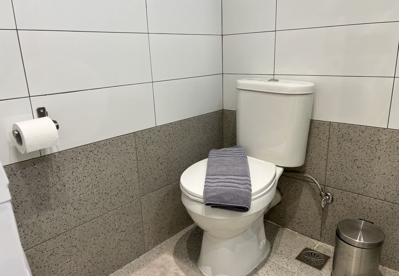Apartment in Athens - Comfy · Spacious 2BR In Petralona · Metro Station