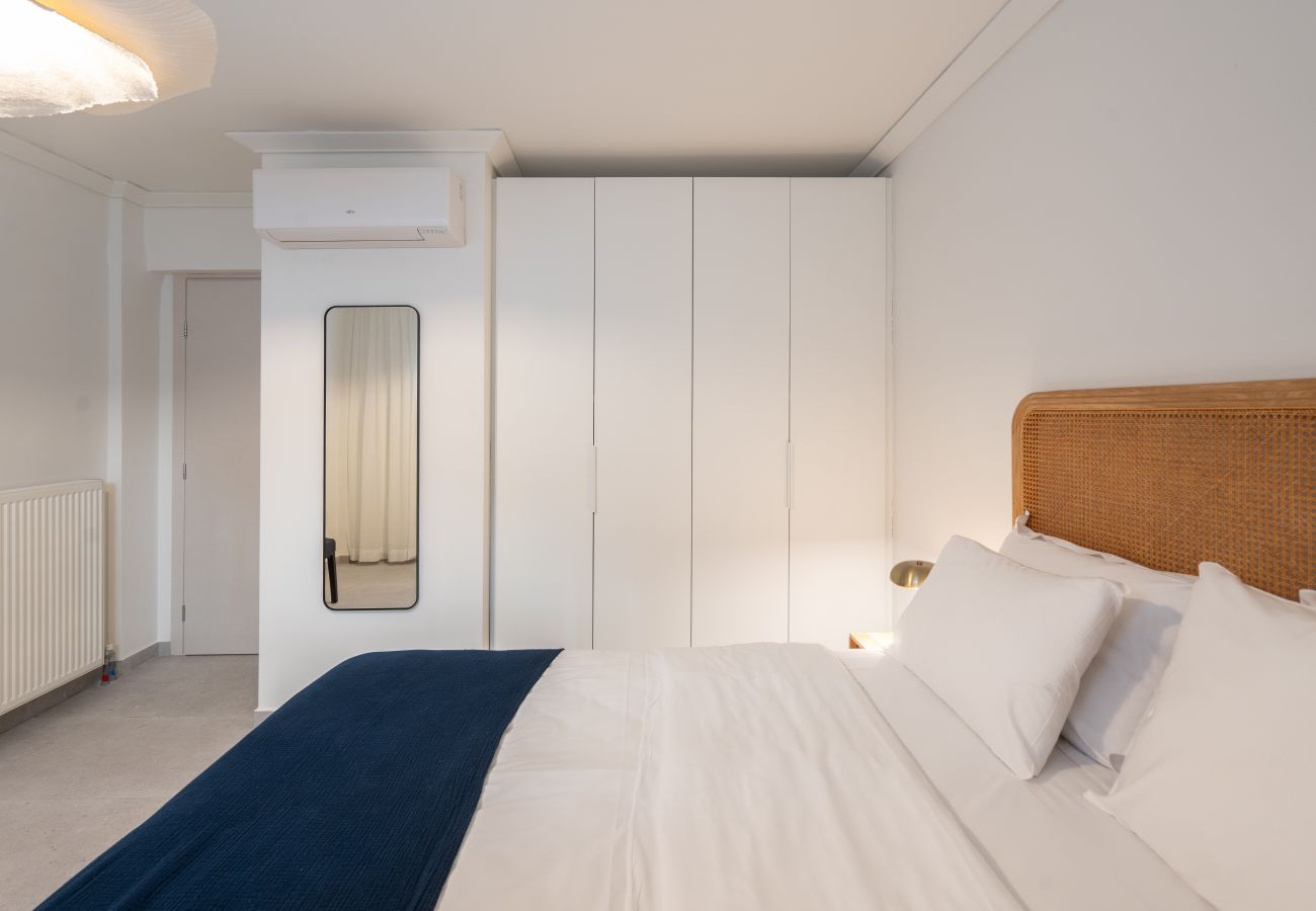 Apartment in Athens - Private Garden Suite • Starlink • Near Acropolis