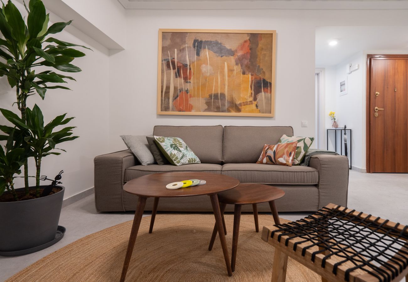 Apartment in Athens - Private Garden Suite • Starlink • Near Acropolis
