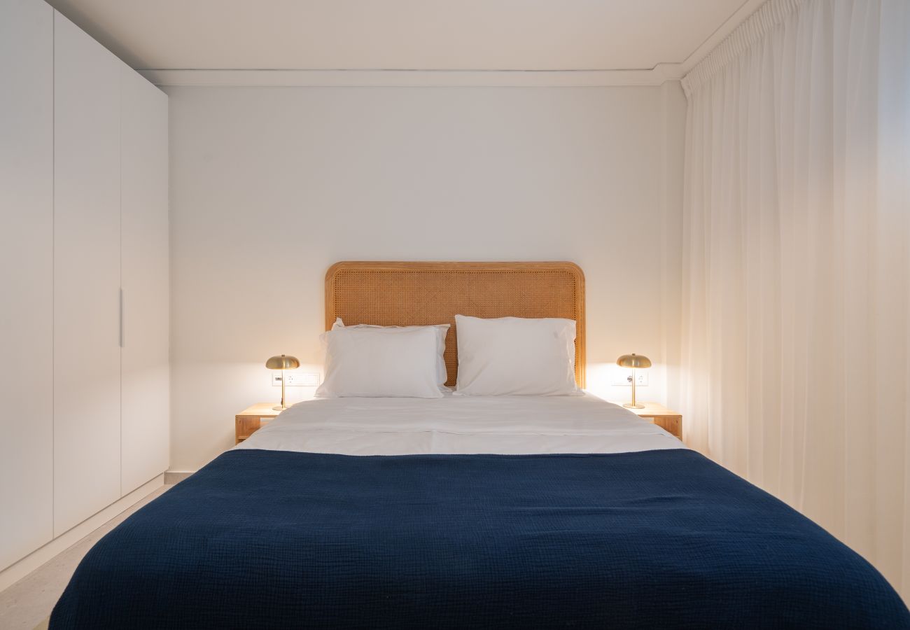 Apartment in Athens - Private Garden Suite • Starlink • Near Acropolis