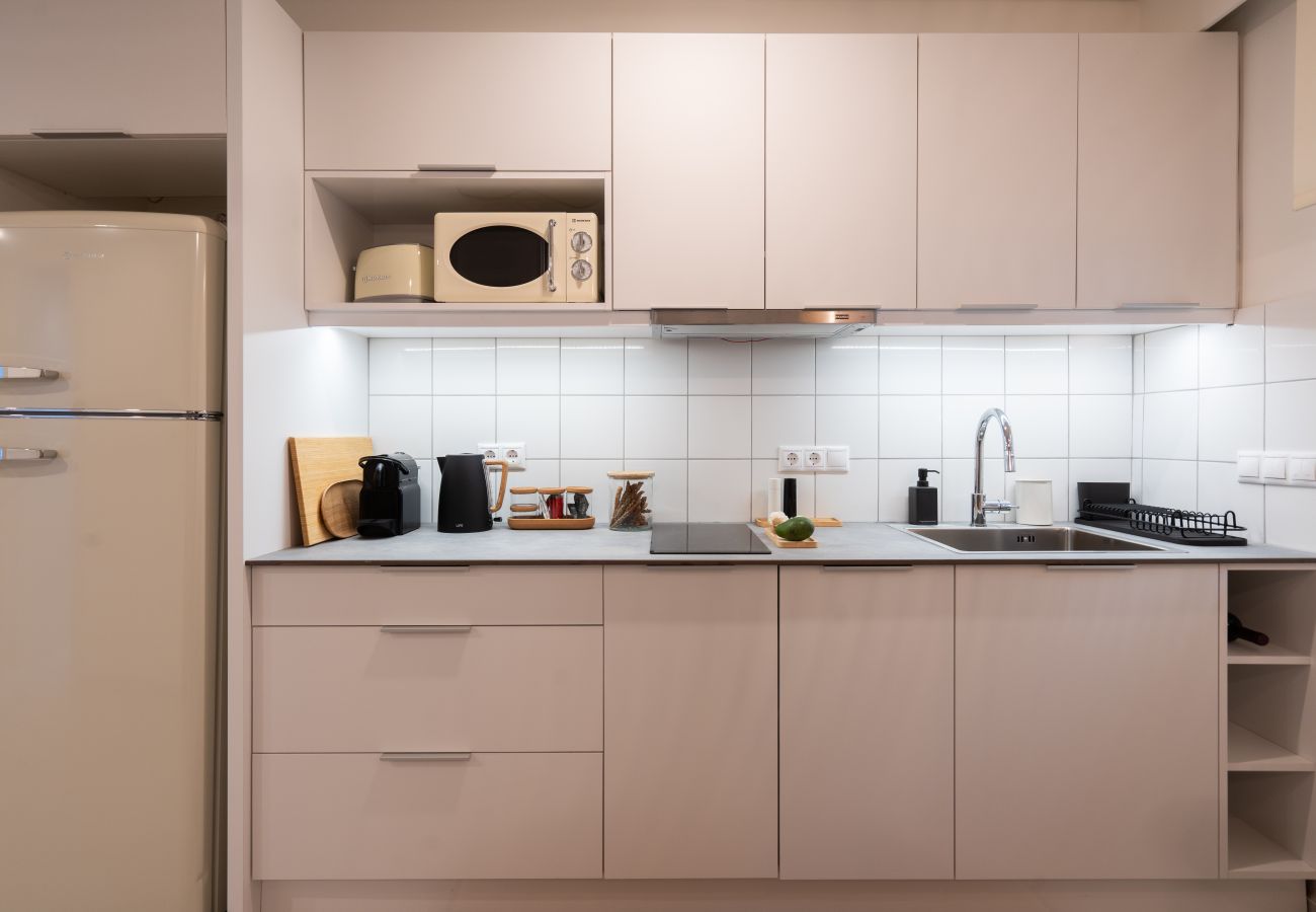 Apartment in Athens - Private Garden Suite • Starlink • Near Acropolis