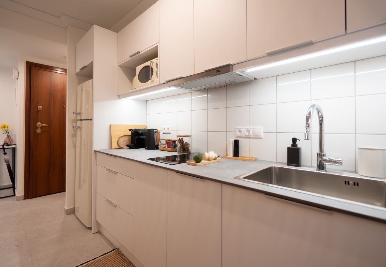 Apartment in Athens - Private Garden Suite • Starlink • Near Acropolis