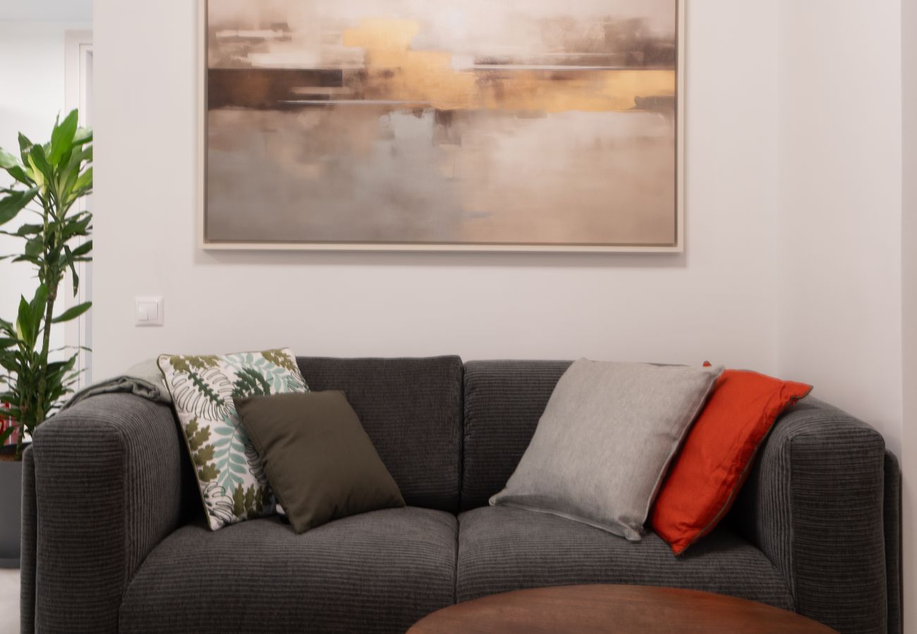 Apartment in Athens - Acropolis walk • Private Patio Gem w/Rooftop