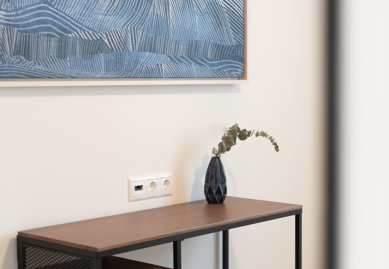 Apartment in Athens - Acropolis Walk • Starlink • Sunset Rooftop
