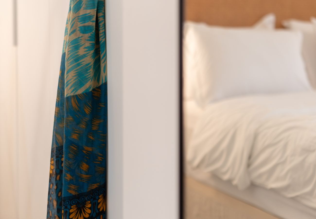 Apartment in Athens - Koukaki Life: Starlink, Rooftop, Near Acropolis