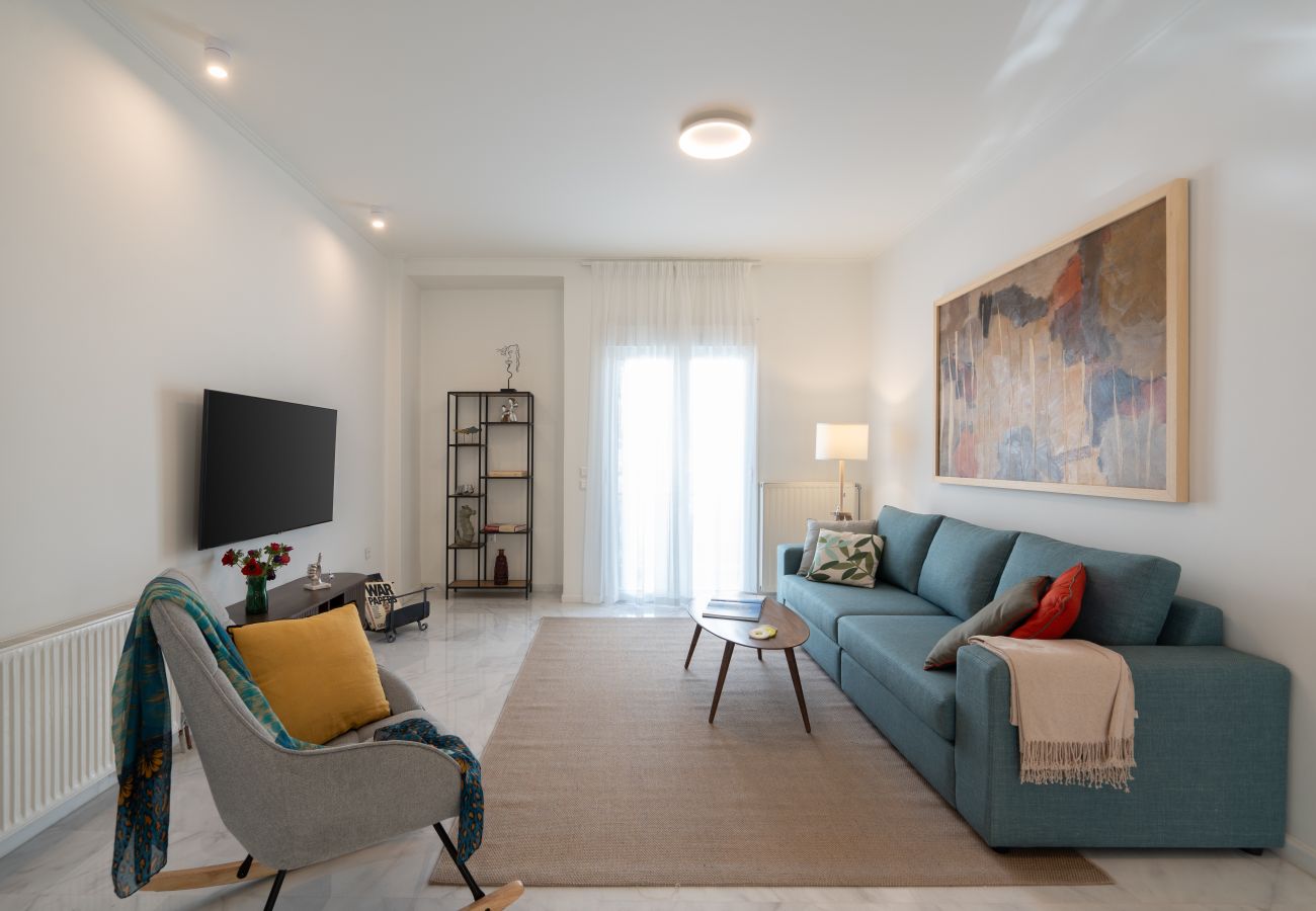 Apartment in Athens - 2BR Gem | Near Acropolis & Metro | Rooftop Views