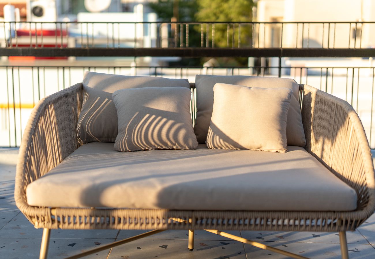 Apartment in Athens - 2BR Gem | Near Acropolis & Metro | Rooftop Views