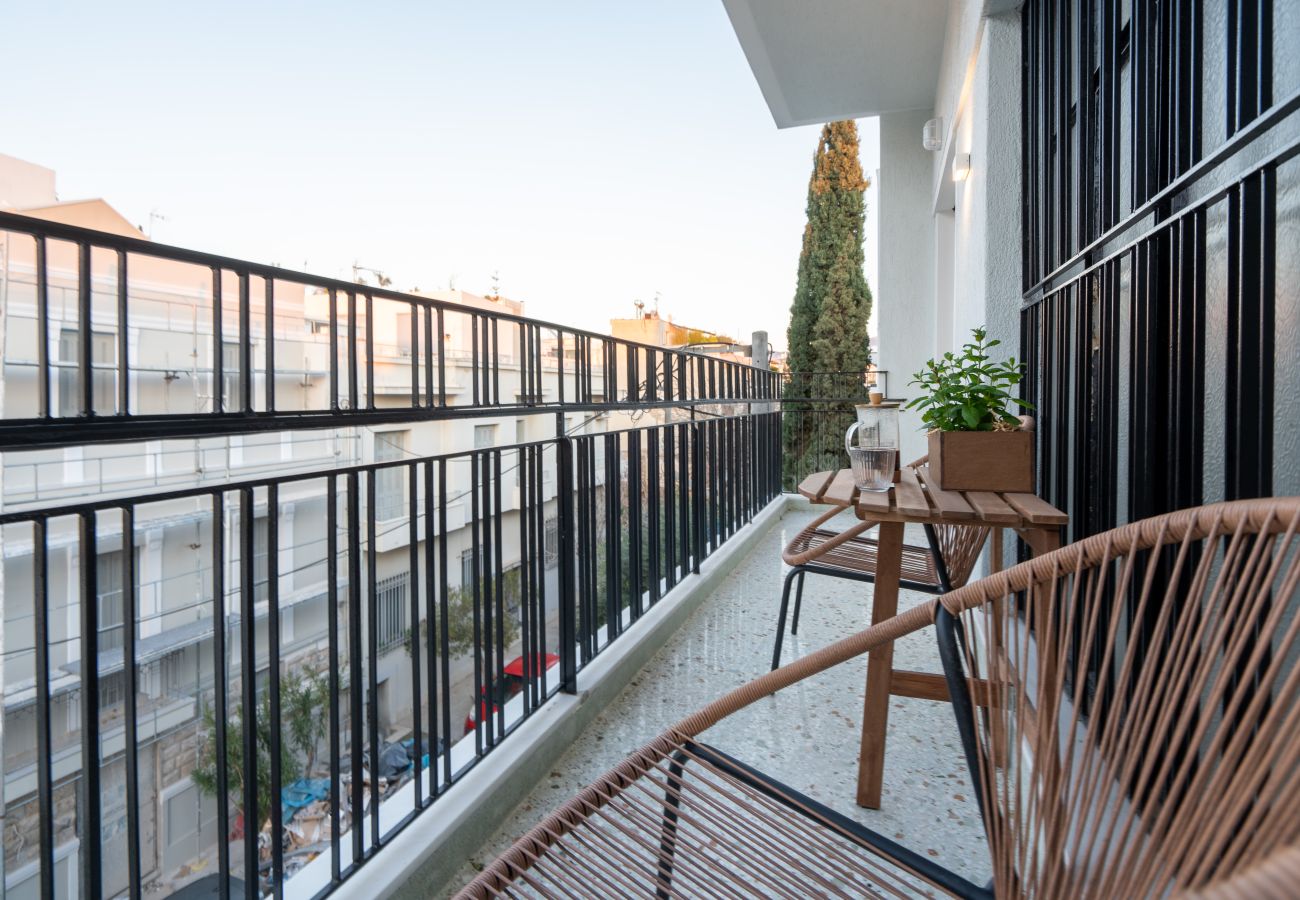 Apartment in Athens - Bright Spacious 3BR/2BA near Acropolis | Rooftop