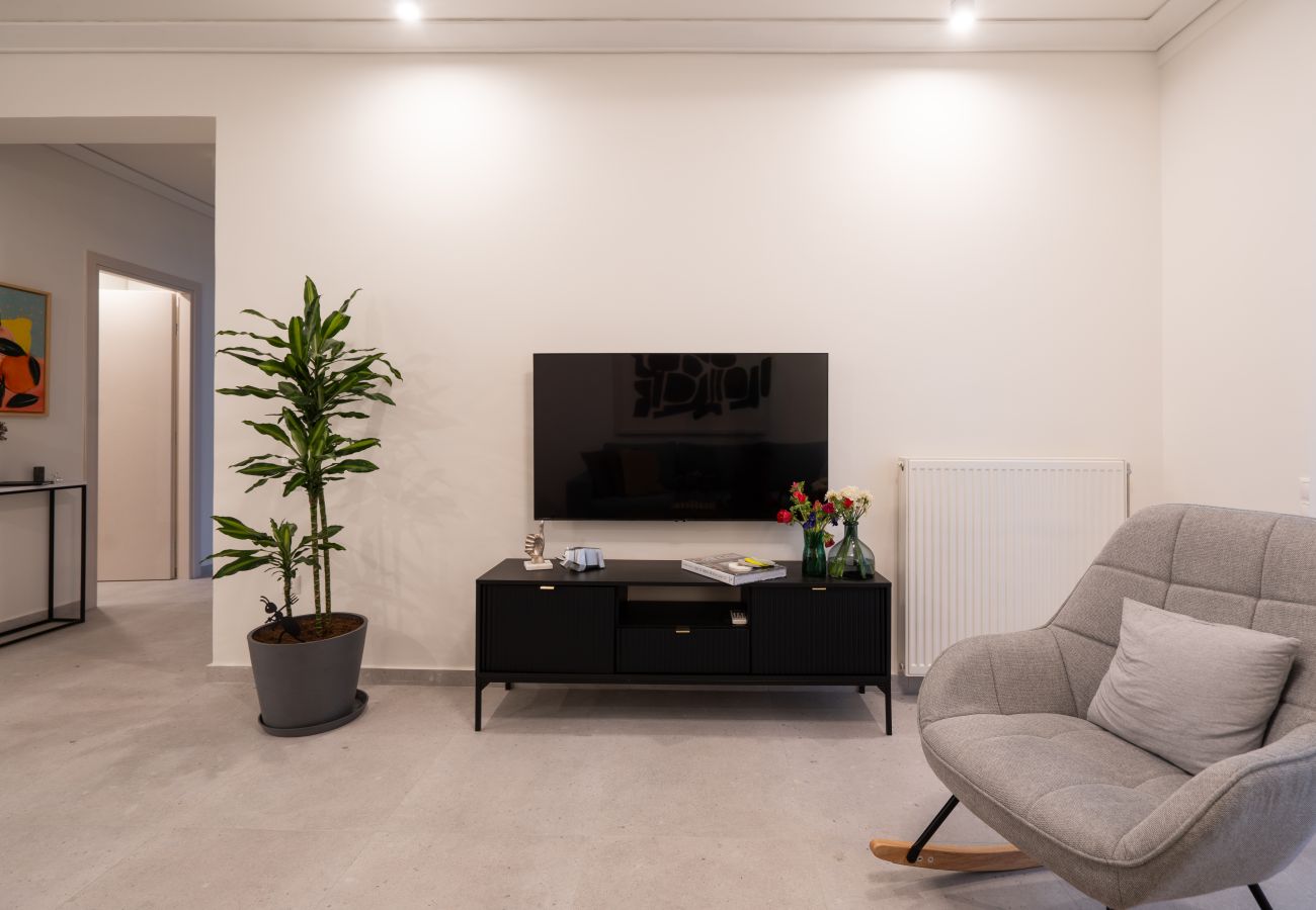 Apartment in Athens - Bright Spacious 3BR/2BA near Acropolis | Rooftop