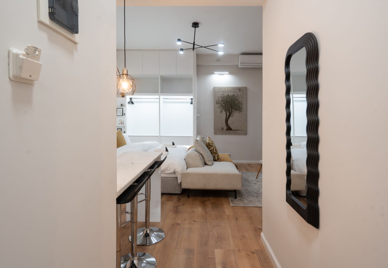 Studio in Athens - Loft Suite In Syntagma By Metro | Best Location 