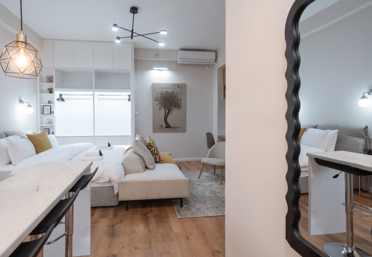Studio in Athens - Loft Suite In Syntagma By Metro | Best Location 